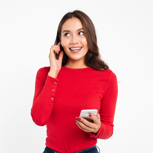 srta hablando por telefono